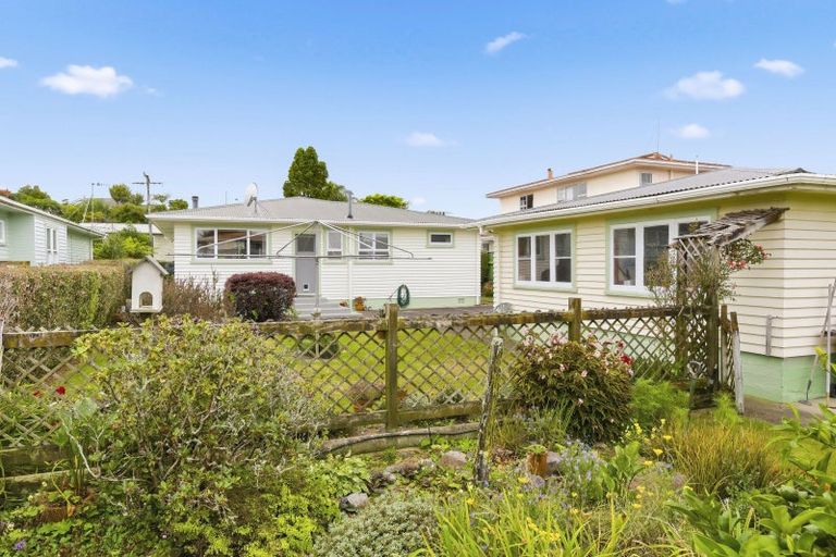 Photo of property in 9 Chester Street, Levin, 5510