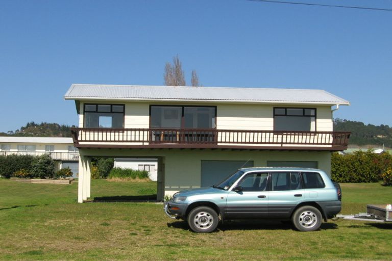 Photo of property in 124 Captain Cook Road, Cooks Beach, Whitianga, 3591