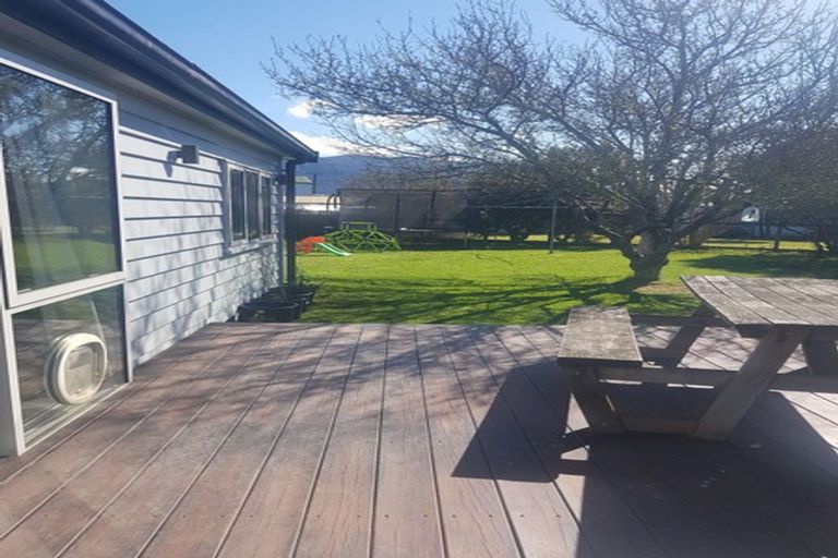 Photo of property in 21 Mackinnon Loop, Te Anau, 9600