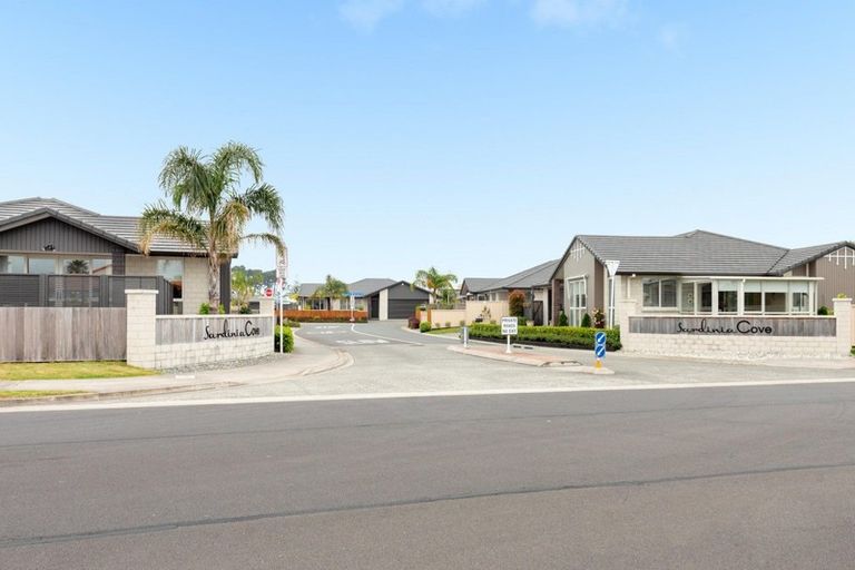 Photo of property in 4 Catamaran Way, Papamoa Beach, Papamoa, 3118