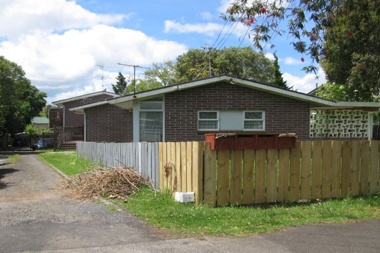 Photo of property in 2/81 Station Road, Papatoetoe, Auckland, 2025