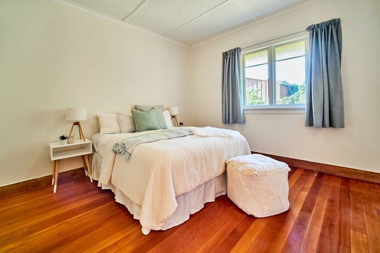 Photo of property in 18 Ngaio Street, Otaki Beach, Otaki, 5512