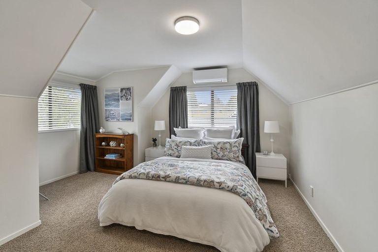 Photo of property in 10 Dalkeith Place, Opaheke, Papakura, 2113