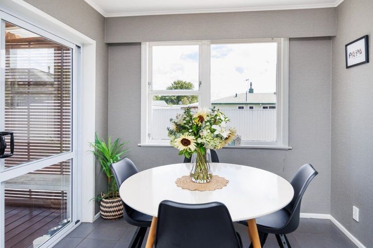 Photo of property in 30 Anakiwa Street, Kelvin Grove, Palmerston North, 4414