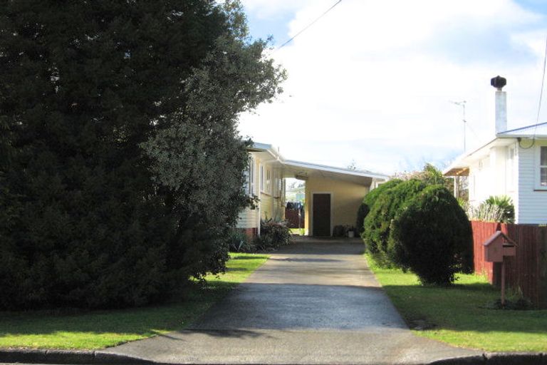 Photo of property in 6 Tuhangi Street, Te Kamo, Whangarei, 0112