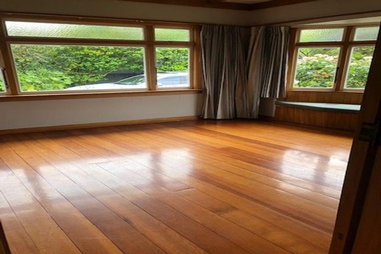 Photo of property in 25 Karina Terrace, Roslyn, Palmerston North, 4414