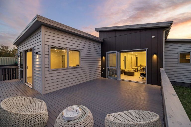 Photo of property in 15a Elliot Street, Riverhead, 0820