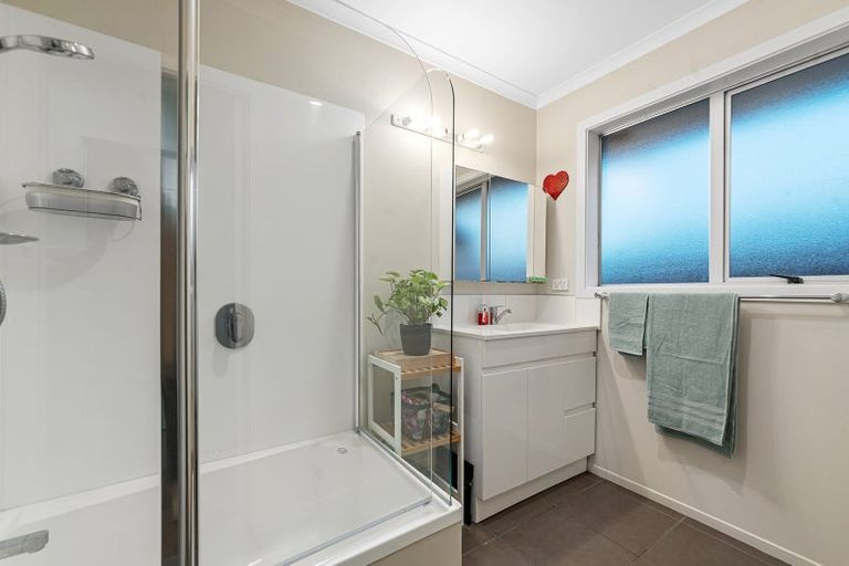 Photo of property in 6 Kearneys Road, Linwood, Christchurch, 8062