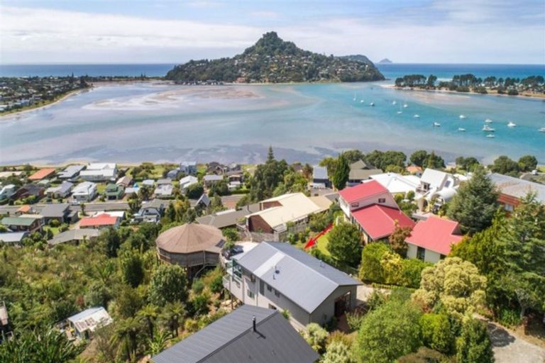 Photo of property in 8 Pine Grove, Tairua, 3508