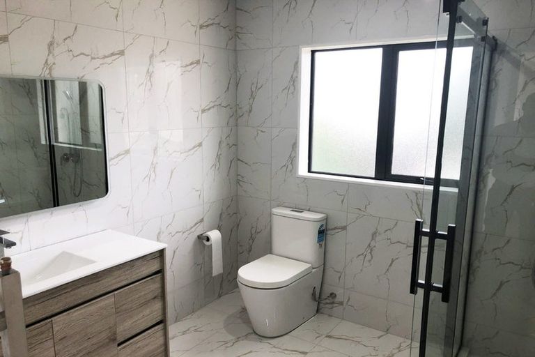 Photo of property in 10b Gifford Road, Papatoetoe, Auckland, 2025