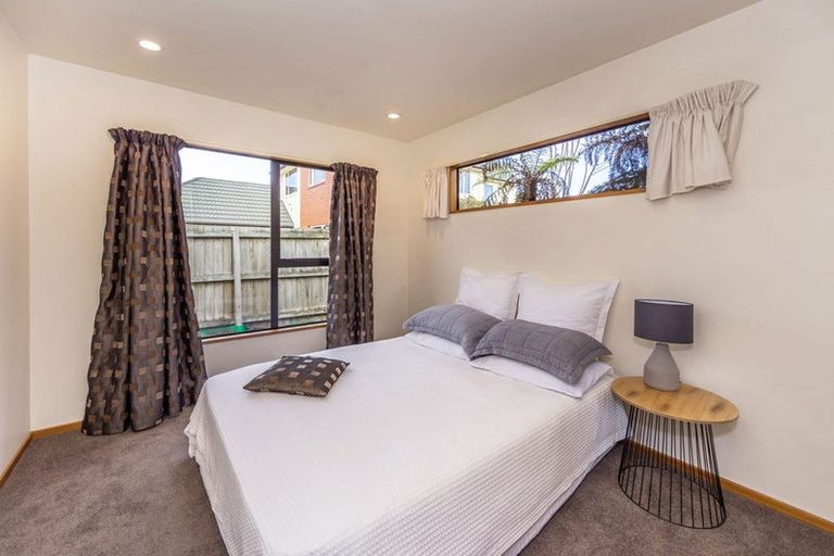 Photo of property in 21 Craven Street, Sockburn, Christchurch, 8042