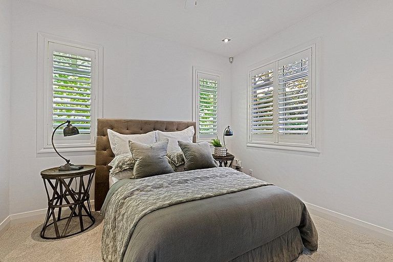 Photo of property in 270 Hurstmere Road, Takapuna, Auckland, 0622