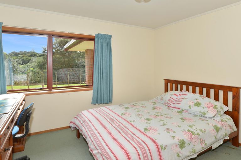 Photo of property in 19 Turiapua Lane, Parua Bay, Whangarei, 0174