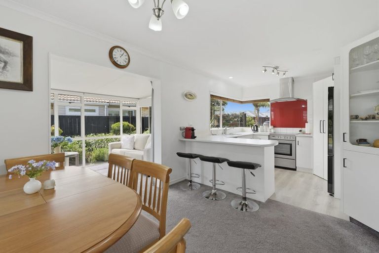 Photo of property in 5 Ocean Crest, Papamoa Beach, Papamoa, 3118