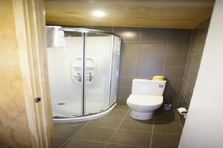 Photo of property in 5 Pioneer Drive, Lake Tekapo, 7999