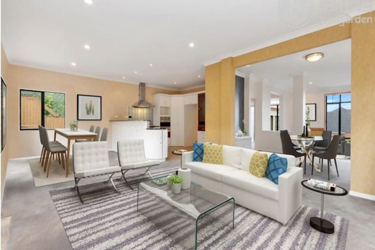 Photo of property in 17 Gilford Place, East Tamaki Heights, Auckland, 2016