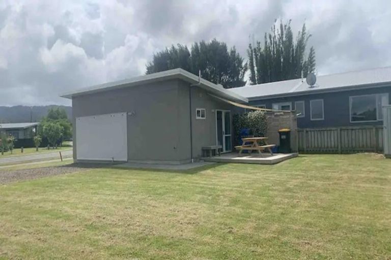 Photo of property in 10 Carina Way, Whitianga, 3510