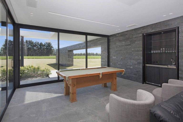 Photo of property in 400 Pound Road, Yaldhurst, Christchurch, 7676