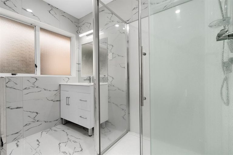 Photo of property in 3 Aspiring Avenue, Clover Park, Auckland, 2019