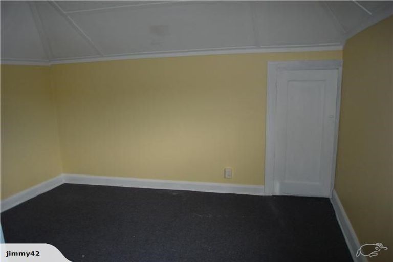 Photo of property in 33 Hyde Street, North Dunedin, Dunedin, 9016