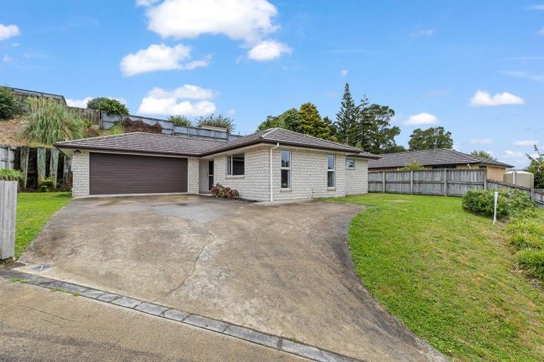 Photo of property in 15 Manuka Road, Huntly, 3700