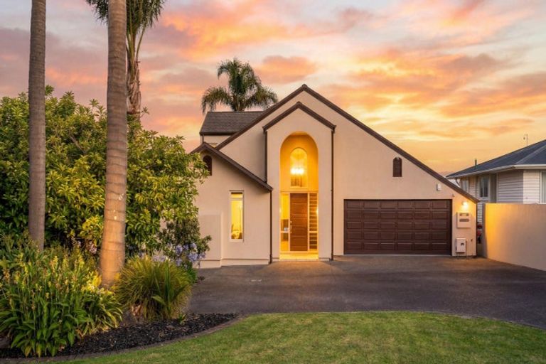 Photo of property in 48 Oxford Street, Te Puke, 3119
