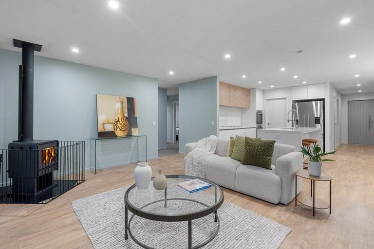 Photo of property in 18 Carrick Place, Mosgiel, 9024