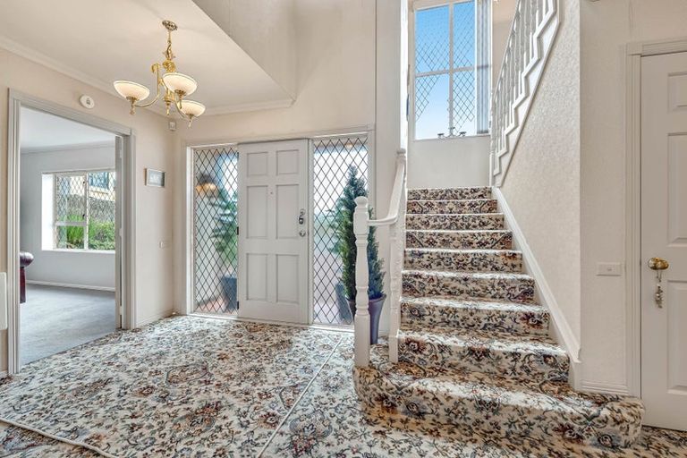 Photo of property in 32 Reflection Drive, West Harbour, Auckland, 0618