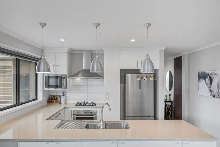 Photo of property in 8 Millbrae Place, Pokeno, 2402