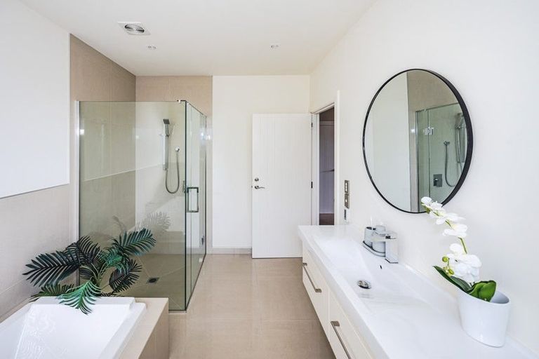 Photo of property in 2 Mcmullan Place, Oamaru North, Oamaru, 9400