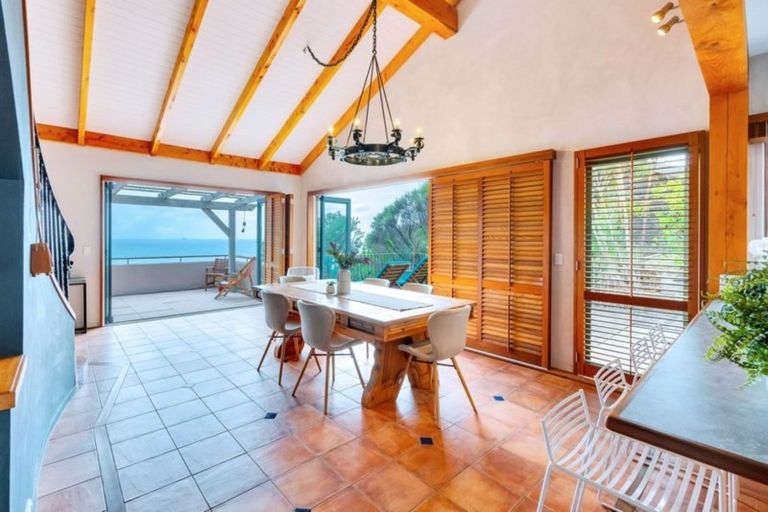 Photo of property in 14 Oceana Heights, Tairua, 3508