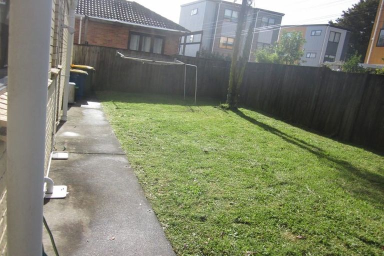 Photo of property in 58a Swanson Road, Henderson, Auckland, 0610