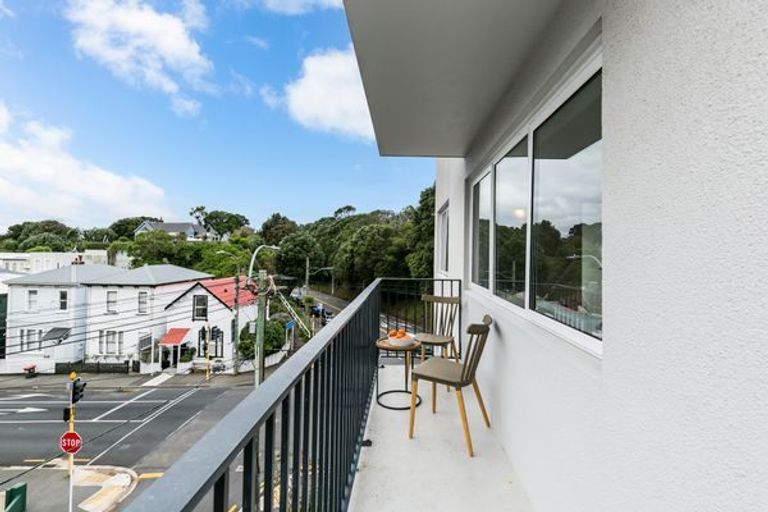 Photo of property in Windsor Court, 3/340 Tinakori Road, Thorndon, Wellington, 6011