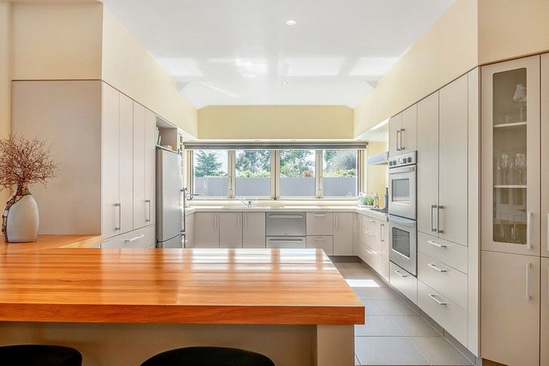 Photo of property in 21 Pisa Moorings Road, Mount Pisa, Cromwell, 9383