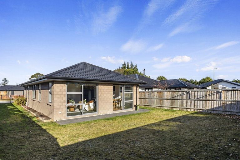 Photo of property in 31 Tara Crescent, Woodend, 7610