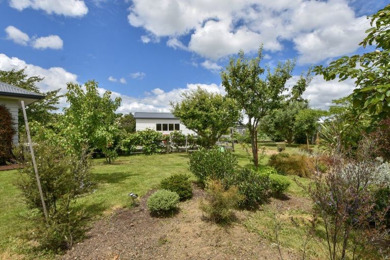 Photo of property in 5 Warrington Court, Carterton, 5713