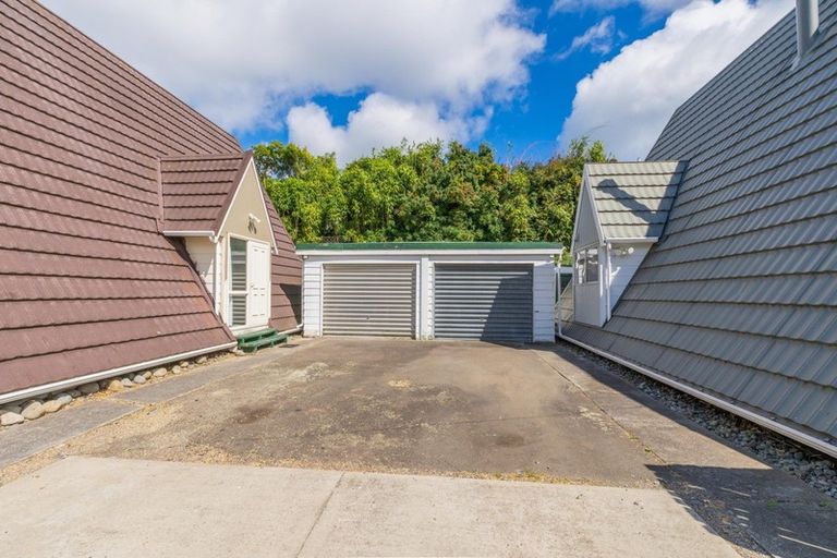 Photo of property in 82b Raumati Road, Raumati Beach, Paraparaumu, 5032
