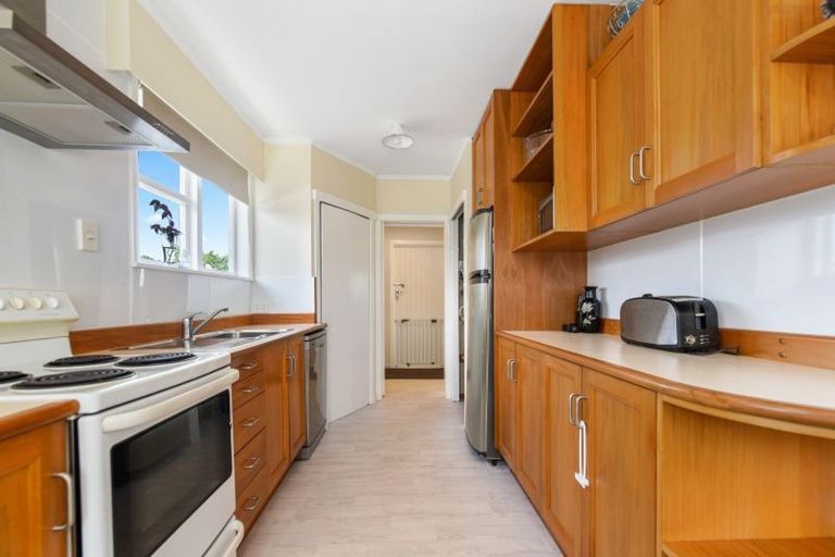 Photo of property in 41 Avalon Drive, Nawton, Hamilton, 3200