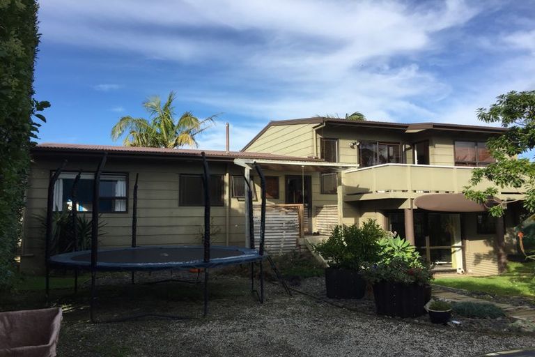 Photo of property in 32 Koutunui Road, Athenree, Katikati, 3177