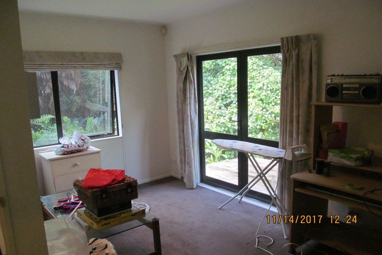 Photo of property in 12a Wicklam Lane, Greenhithe, Auckland, 0632