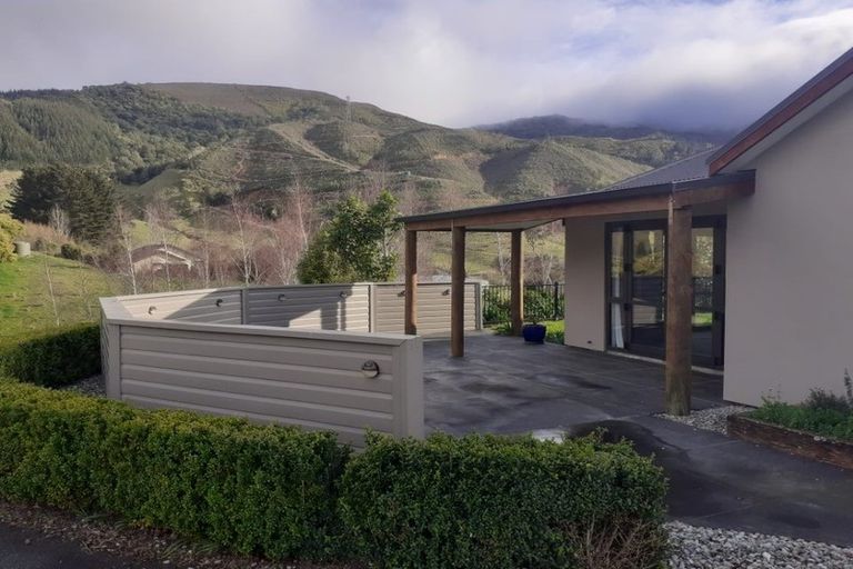 Photo of property in 32 Hollyman Road, Hira, Nelson, 7071