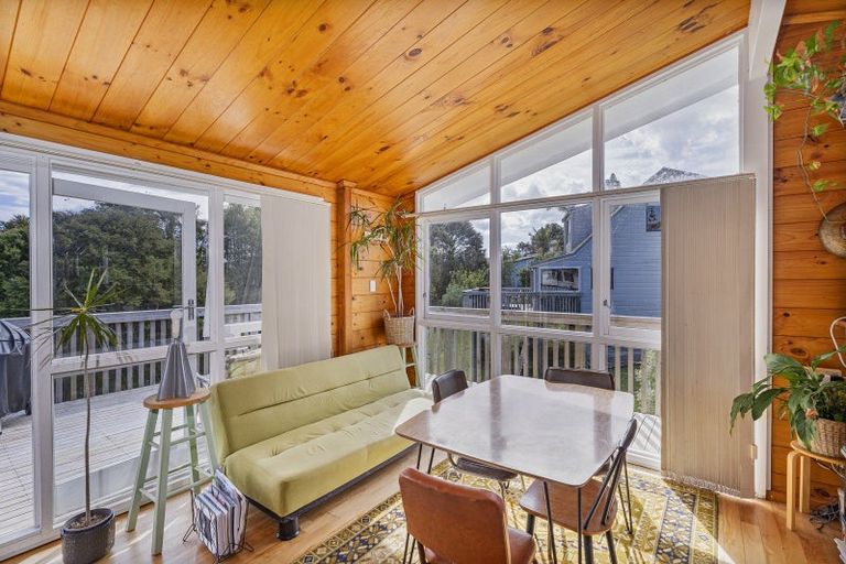 Photo of property in 15 Rabbit Way, Whitianga, 3510