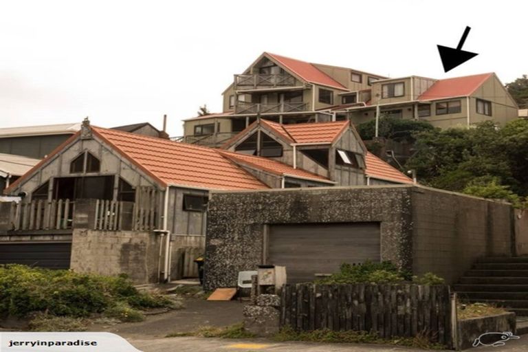 Photo of property in 3/48 Owhiro Bay Parade, Owhiro Bay, Wellington, 6023
