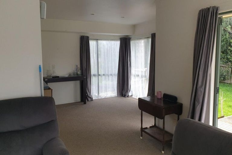 Photo of property in 1/112 Parkhurst Road, Parakai, 0830