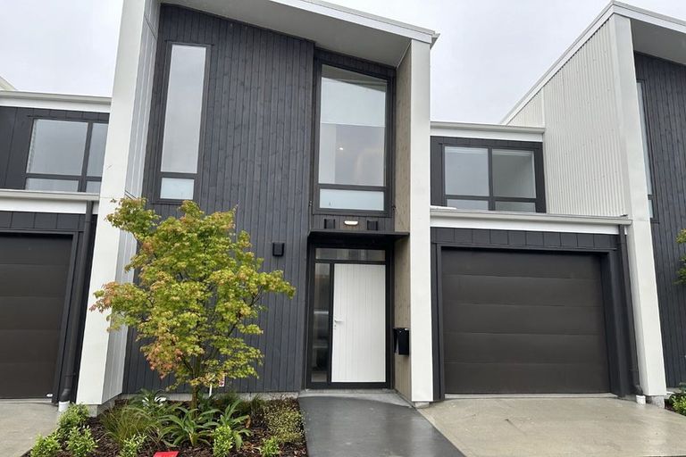 Photo of property in 5 Houhere Street, Paraparaumu, 5032