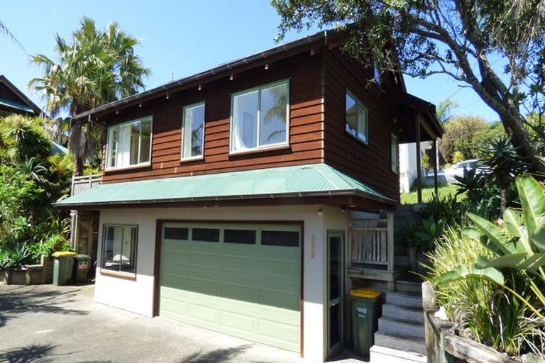 Photo of property in 1282 Whangaparaoa Road, Army Bay, Whangaparaoa, 0930