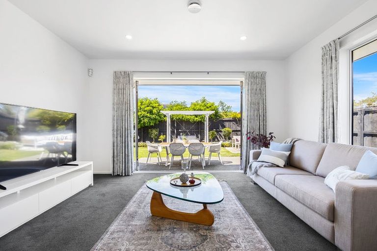 Photo of property in 56 Mokihi Gardens, Hillmorton, Christchurch, 8024