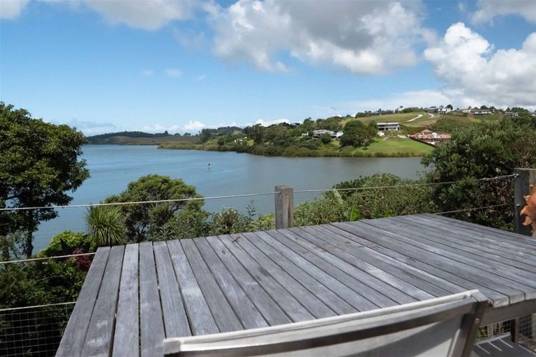 Photo of property in 82 Riverview Road, Kerikeri, 0230