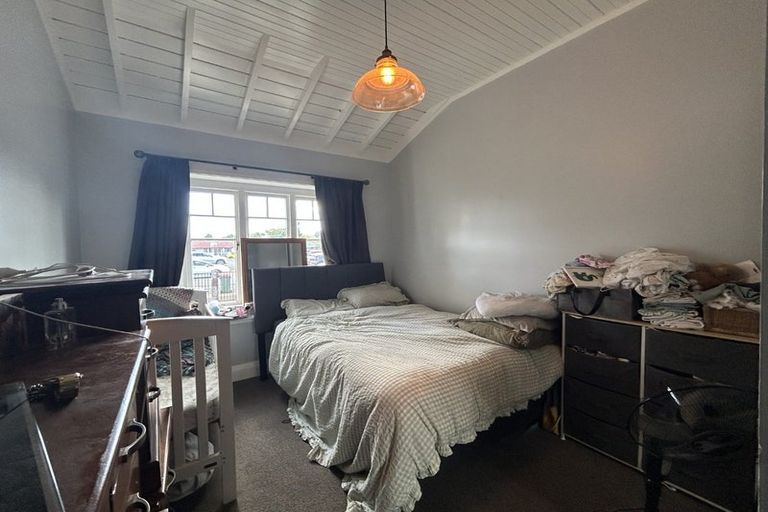 Photo of property in 43 Rifle Range Road, Dinsdale, Hamilton, 3204