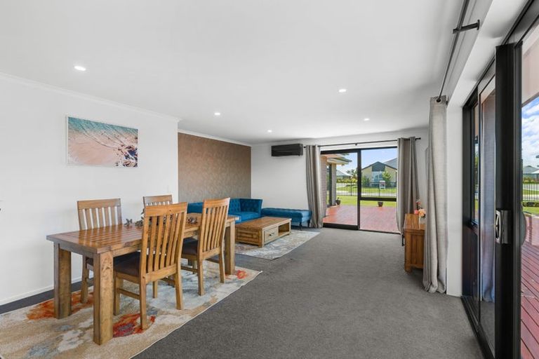 Photo of property in 2 Godley Place, Woodend, 7610